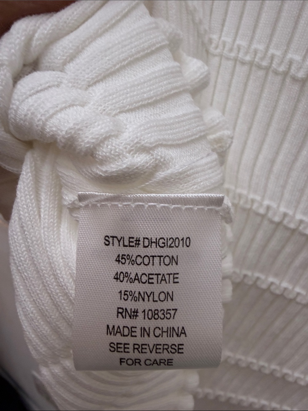 DH NEW YORK White Ric Rac Ribbed Short Sleeve Top - Picture 4 of 5